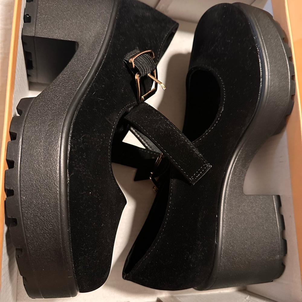 Women's or Teens Platform Shoes